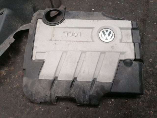 bontott VW PASSAT B6 Felső Motorburkolat