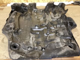 bontott VW PASSAT B6 Felső Motorburkolat