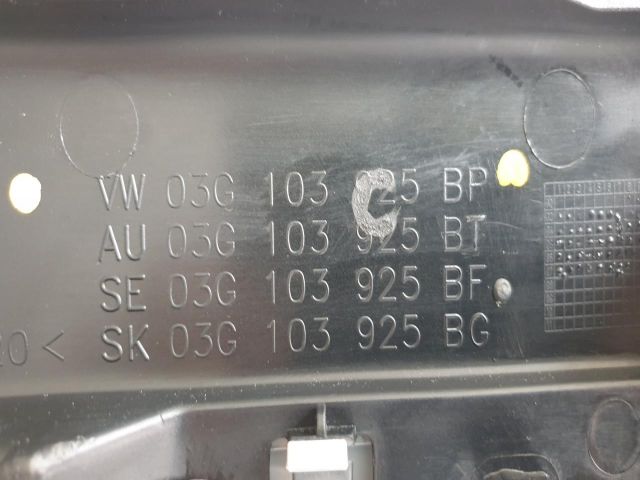 bontott VW PASSAT B6 Felső Motorburkolat