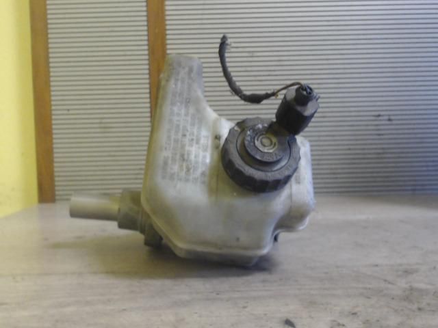 bontott VW PASSAT B6 Főfékhenger