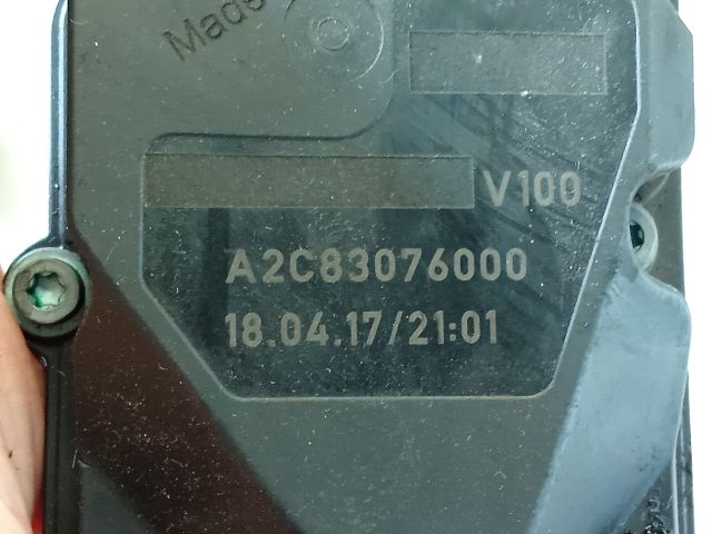 bontott VW PASSAT B6 Fojtószelep (Elektromos)