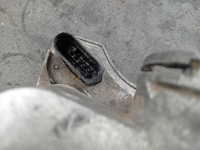 bontott VW PASSAT B6 Fojtószelep (Elektromos)