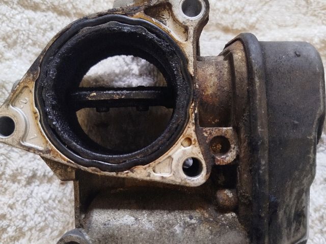 bontott VW PASSAT B6 Fojtószelep (Elektromos)