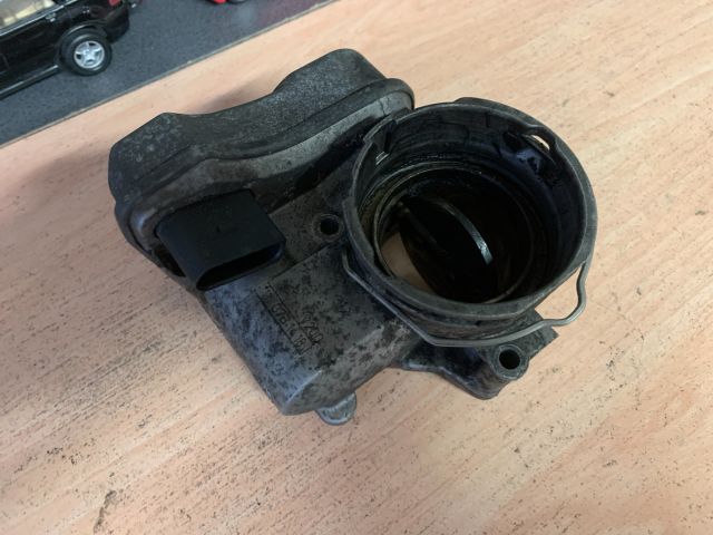 bontott VW PASSAT B6 Fojtószelep (Elektromos)