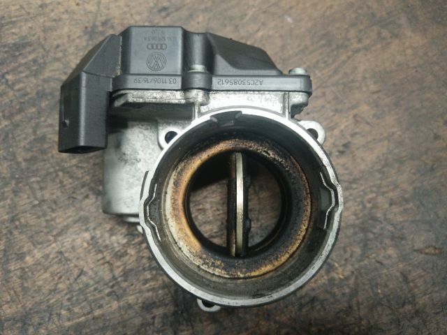 bontott VW PASSAT B6 Fojtószelep (Elektromos)