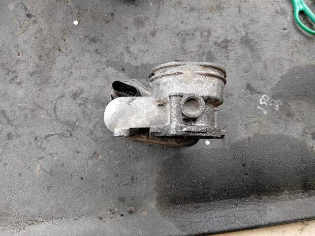 bontott VW PASSAT B6 Fojtószelep (Elektromos)