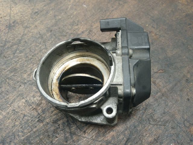 bontott VW PASSAT B6 Fojtószelep (Elektromos)