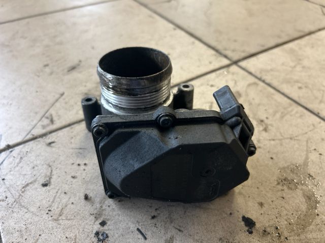 bontott VW PASSAT B6 Fojtószelep (Elektromos)