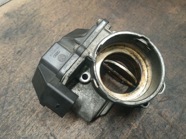 bontott VW PASSAT B6 Fojtószelep (Elektromos)