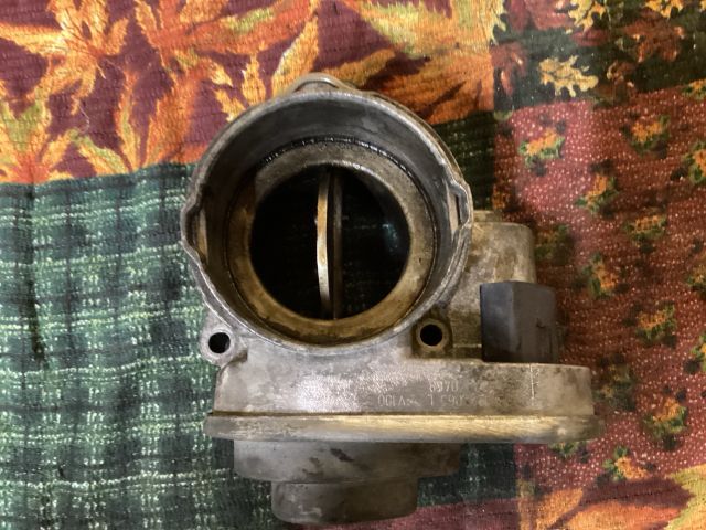 bontott VW PASSAT B6 Fojtószelep (Elektromos)