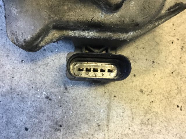 bontott VW PASSAT B6 Fojtószelep (Elektromos)