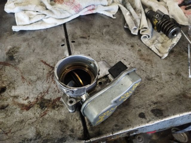 bontott VW PASSAT B6 Fojtószelep (Elektromos)