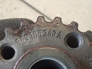 bontott VW PASSAT B6 Főtengely Bordáskerék / Lánckerék