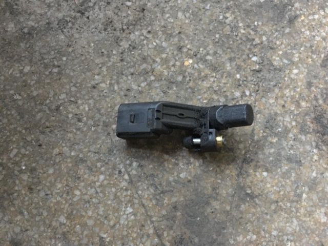 bontott VW PASSAT B6 Főtengely Fordulatszám Jeladó