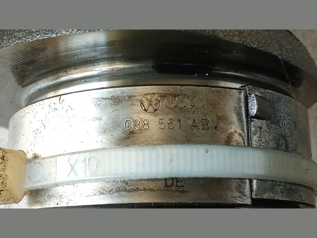 bontott VW PASSAT B6 Főtengely (Magában)