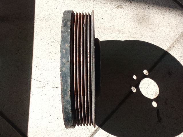 bontott VW PASSAT B6 Főtengely Szíjtárcsa