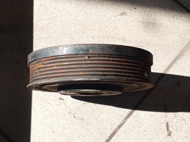 bontott VW PASSAT B6 Főtengely Szíjtárcsa