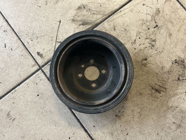 bontott VW PASSAT B6 Főtengely Szíjtárcsa