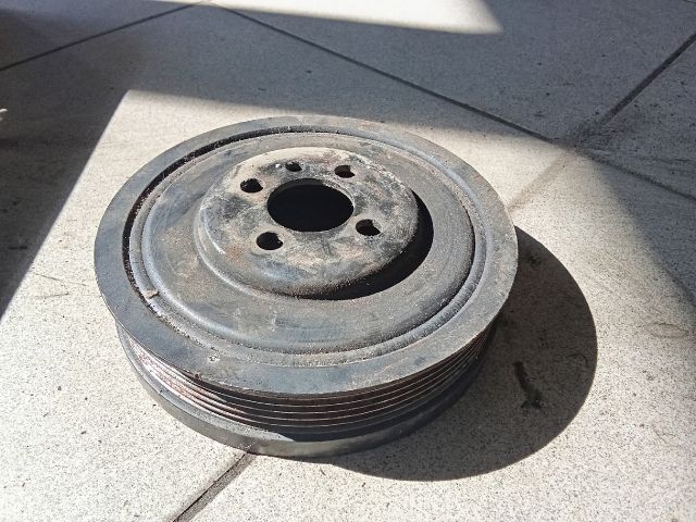 bontott VW PASSAT B6 Főtengely Szíjtárcsa