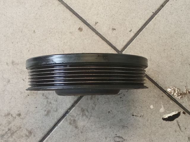 bontott VW PASSAT B6 Főtengely Szíjtárcsa