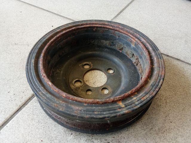 bontott VW PASSAT B6 Főtengely Szíjtárcsa