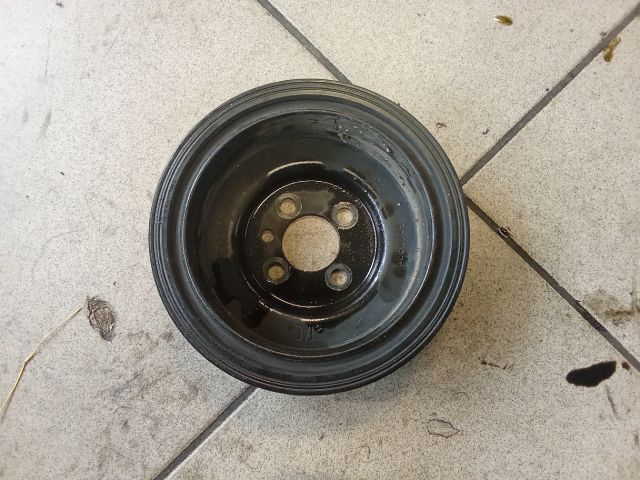 bontott VW PASSAT B6 Főtengely Szíjtárcsa