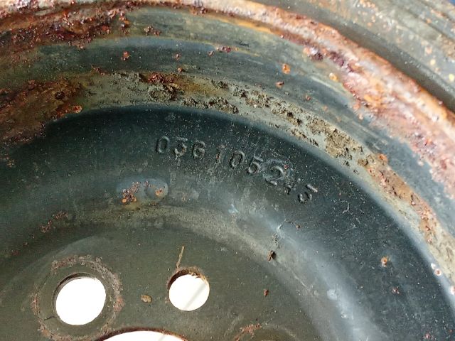 bontott VW PASSAT B6 Főtengely Szíjtárcsa