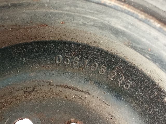 bontott VW PASSAT B6 Főtengely Szíjtárcsa