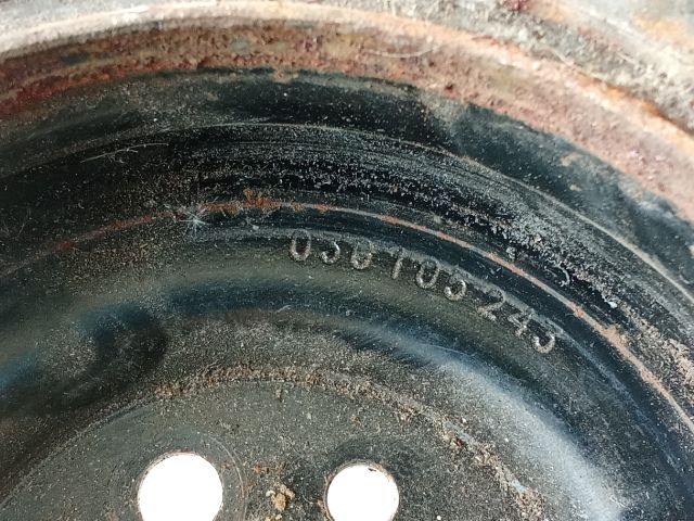 bontott VW PASSAT B6 Főtengely Szíjtárcsa