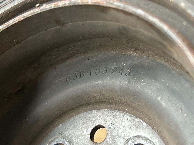 bontott VW PASSAT B6 Főtengely Szíjtárcsa