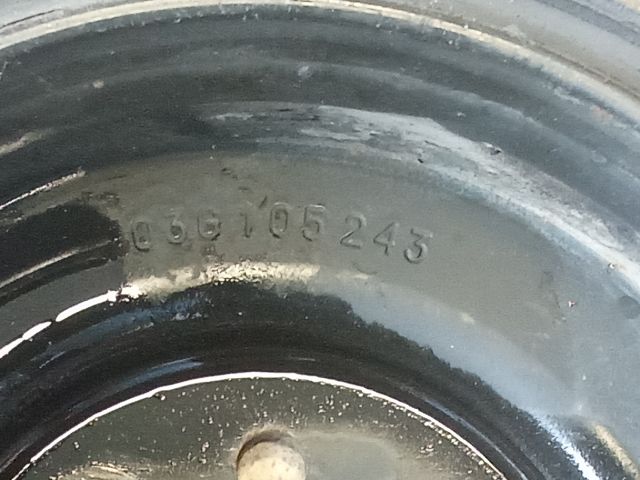 bontott VW PASSAT B6 Főtengely Szíjtárcsa