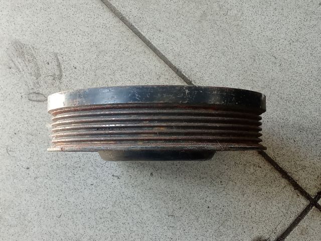 bontott VW PASSAT B6 Főtengely Szíjtárcsa