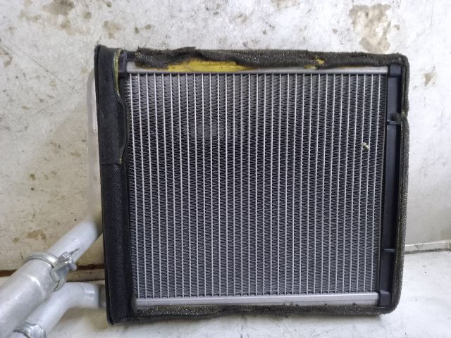 bontott VW PASSAT B6 Fűtőradiátor