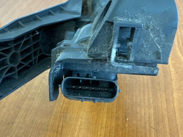 bontott VW PASSAT B6 Gázpedál (Elektromos)