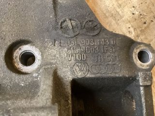 bontott VW PASSAT B6 Generátor Tartó Bak