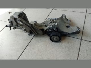 bontott VW PASSAT B6 Generátor Tartó Bak