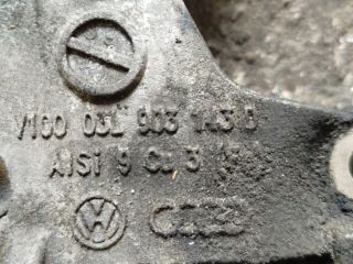 bontott VW PASSAT B6 Generátor Tartó Bak