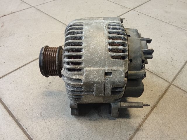 bontott VW PASSAT B6 Generátor