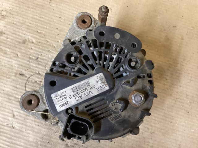 bontott VW PASSAT B6 Generátor