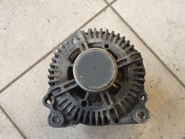 bontott VW PASSAT B6 Generátor