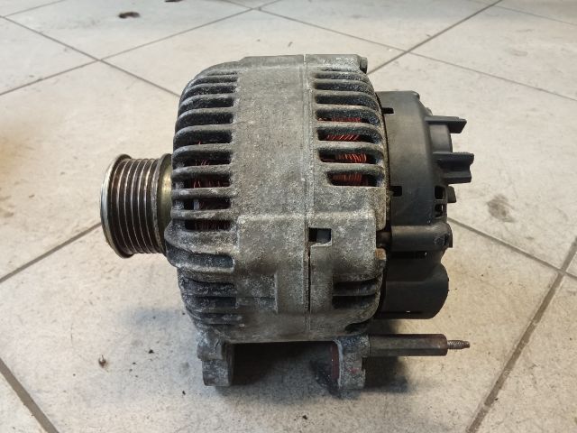 bontott VW PASSAT B6 Generátor