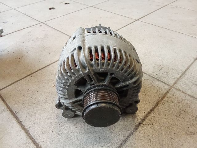 bontott VW PASSAT B6 Generátor