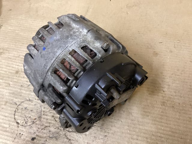 bontott VW PASSAT B6 Generátor