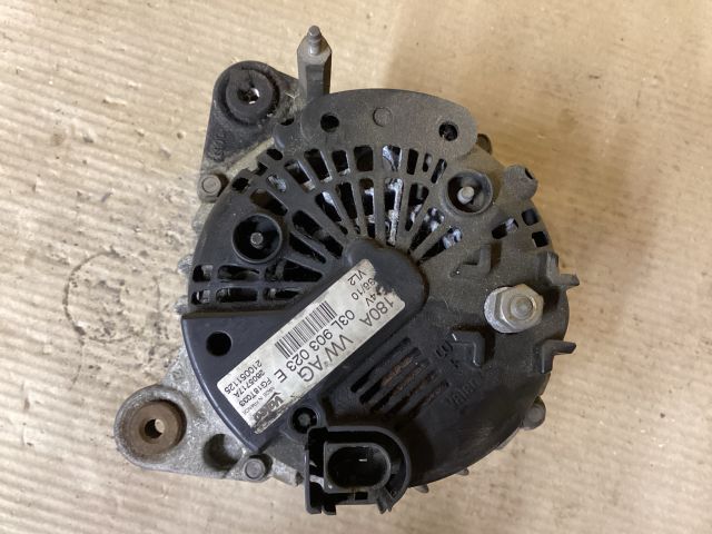 bontott VW PASSAT B6 Generátor