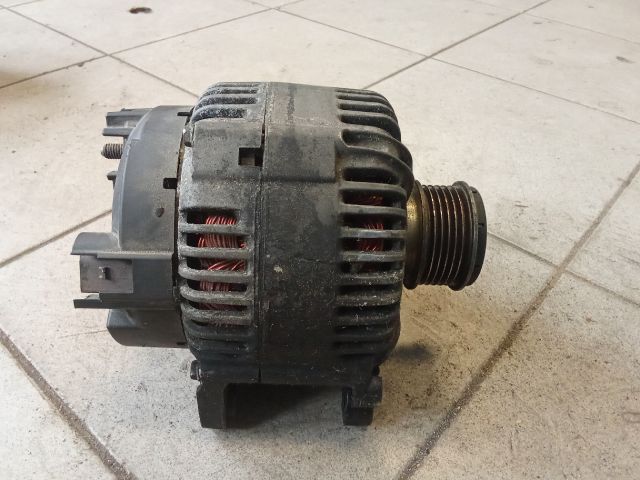 bontott VW PASSAT B6 Generátor