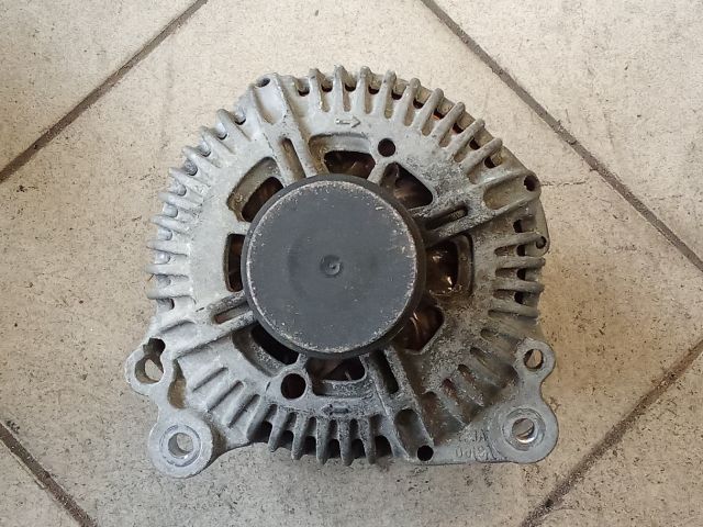 bontott VW PASSAT B6 Generátor