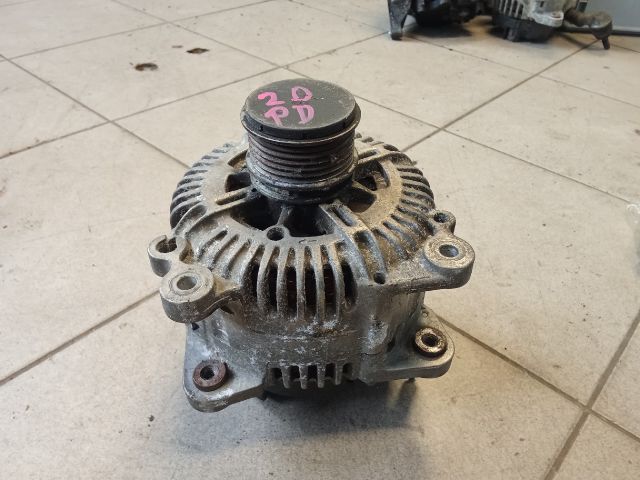 bontott VW PASSAT B6 Generátor