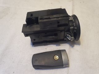 bontott VW PASSAT B6 Gyújtáskapcsoló Házzal
