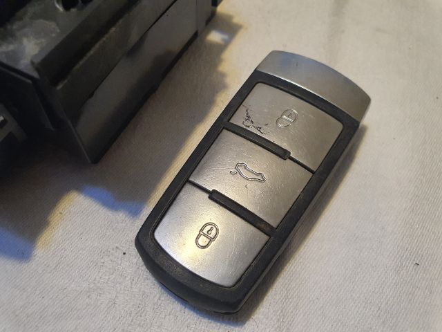 bontott VW PASSAT B6 Gyújtáskapcsoló Házzal