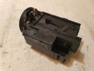 bontott VW PASSAT B6 Gyújtáskapcsoló Házzal